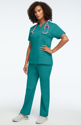 Basics by allheart Women's 3 Pocket Scrub Top & Elastic Waist Scrub Pant Set