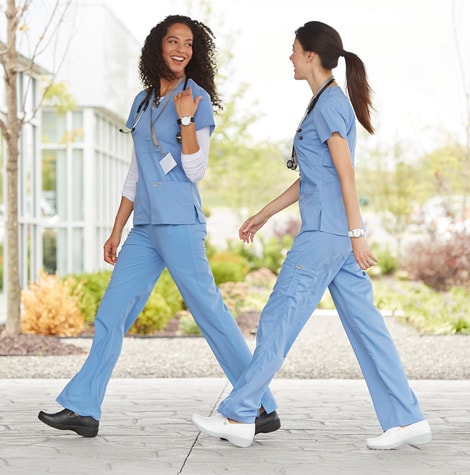 tennis shoes nurses wear