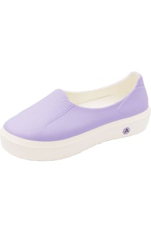 quark nursing shoes
