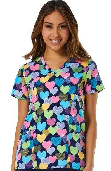 Maevn Uniforms Women's V-Neck Heart Print Scrub Top |allheart.com