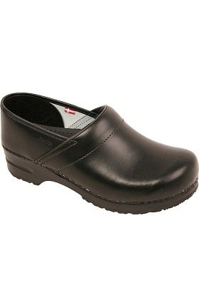 sanita clogs clearance