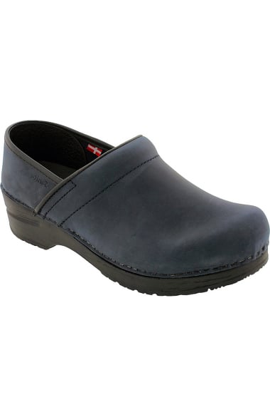 sanita professional clogs clearance