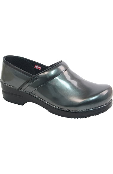 sanita clogs sale clearance